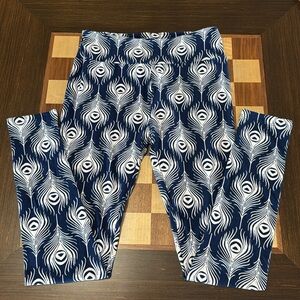 LuLaRoe OS womens stretch leggings blue feather very soft.